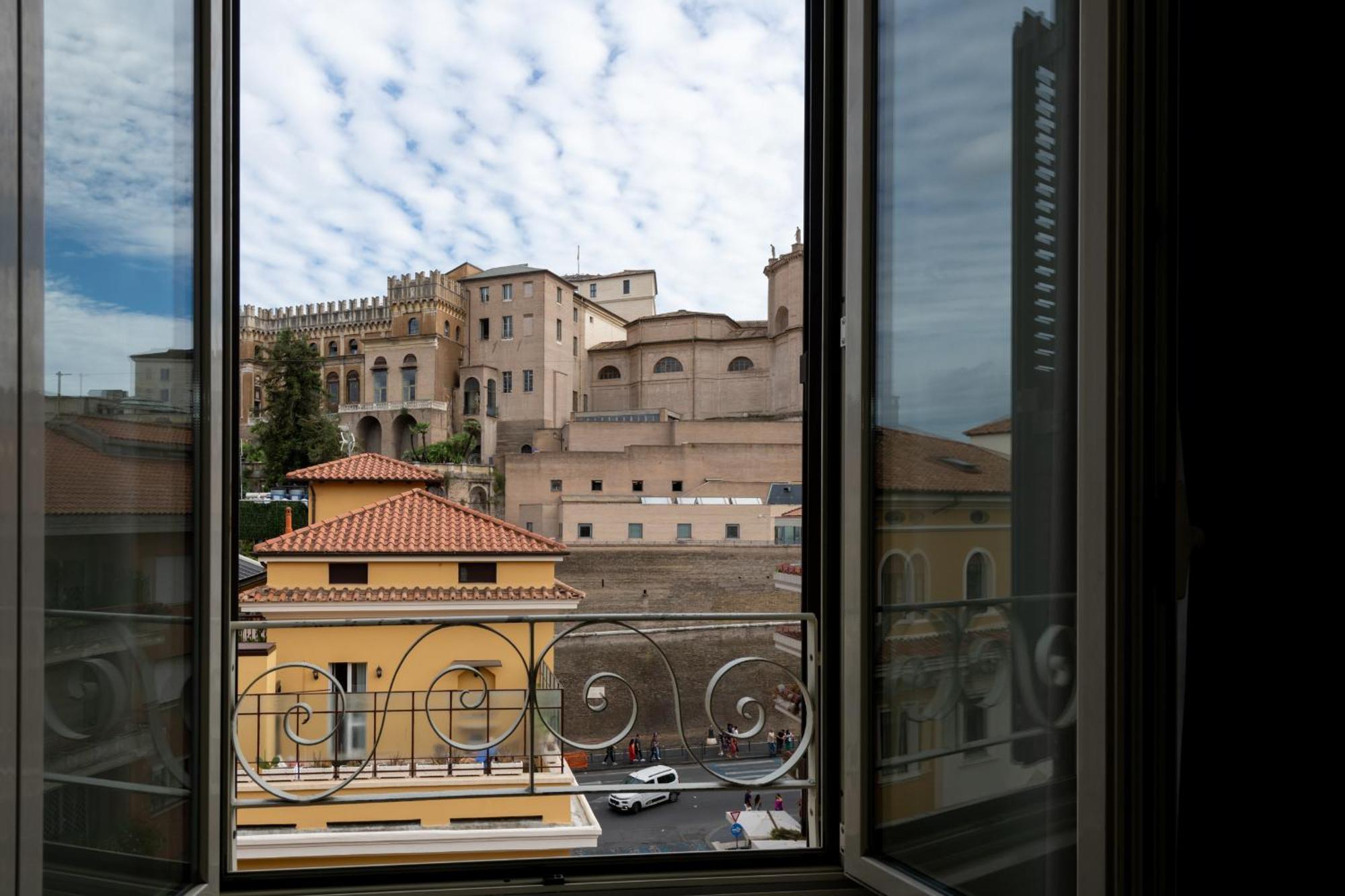 Sistine Chapel View Rooms Check-In From 3 Pm To 10 Pm Exterior foto